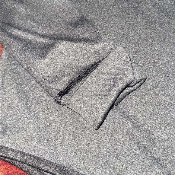 Women’s Purdue Long Sleeve‎ 1/4 zip - Picture 5 of 7